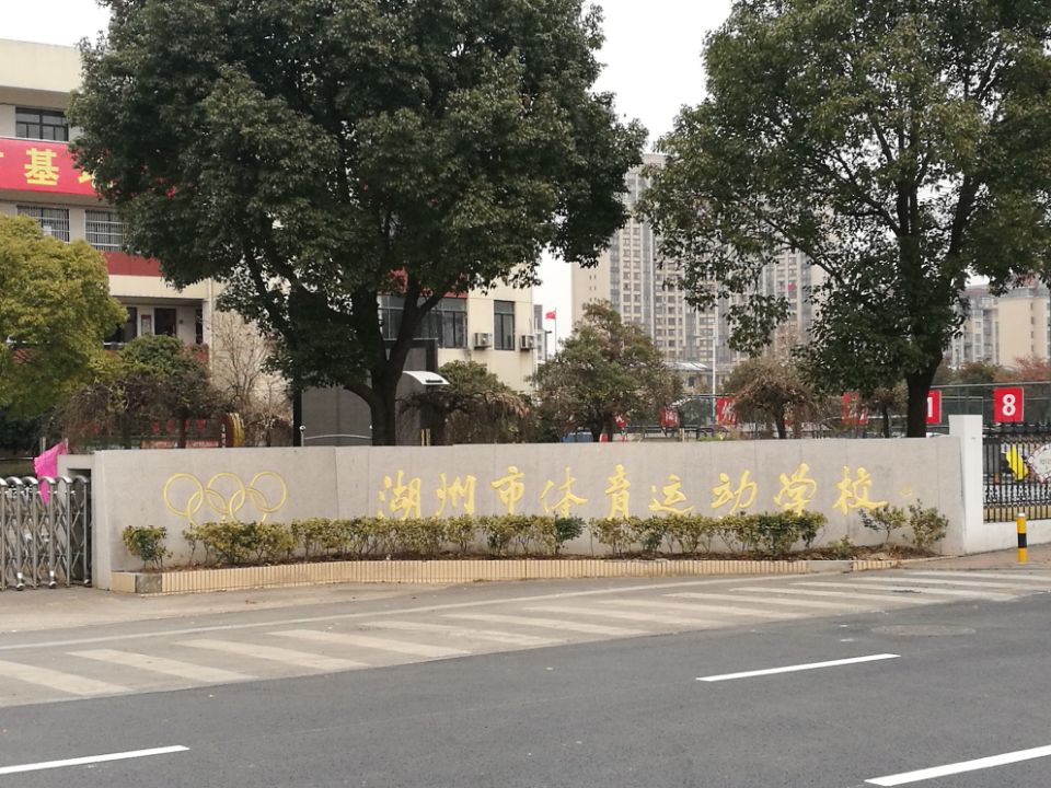 多功能厅音响.jpg